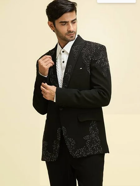 Image of Black Silk Viscose Embroidery  Blazer - 2
