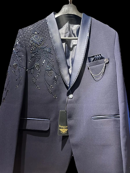 Image of Man Signature Blazer. - 2